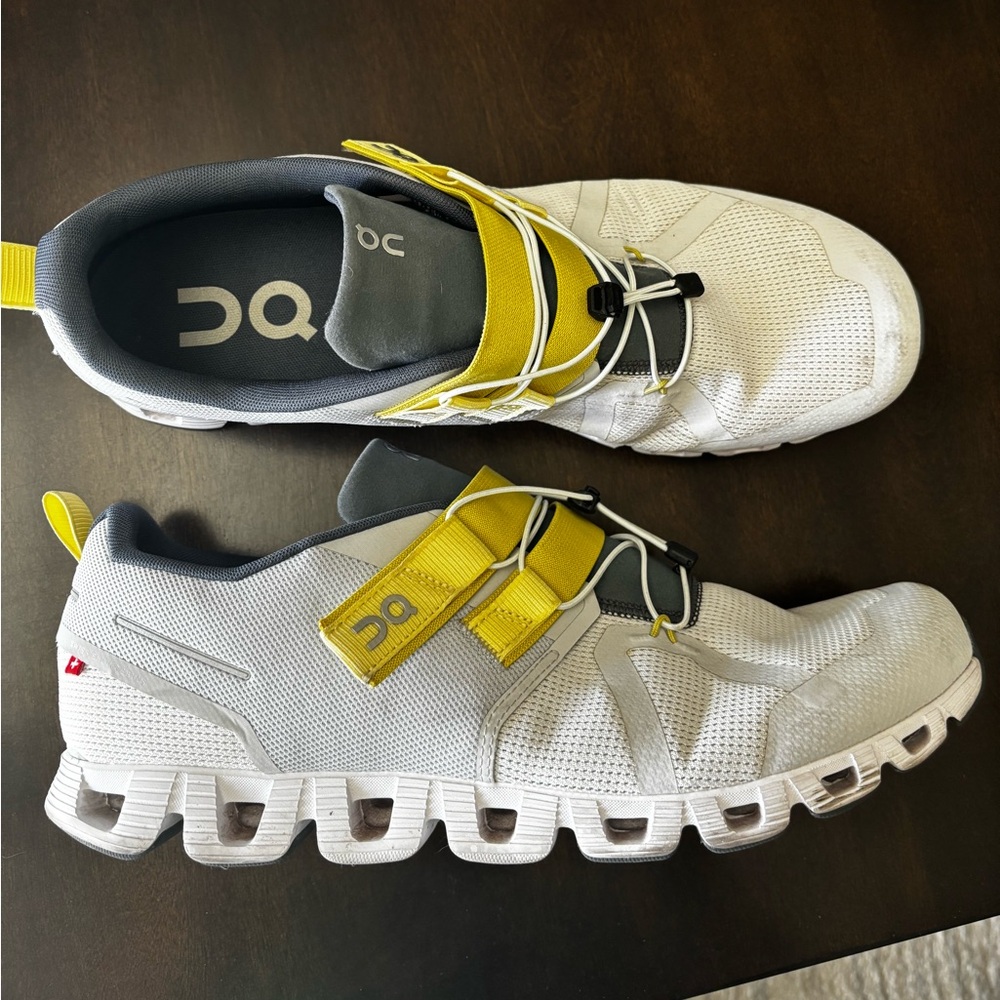 ON with Cloud tec men’s size 13.